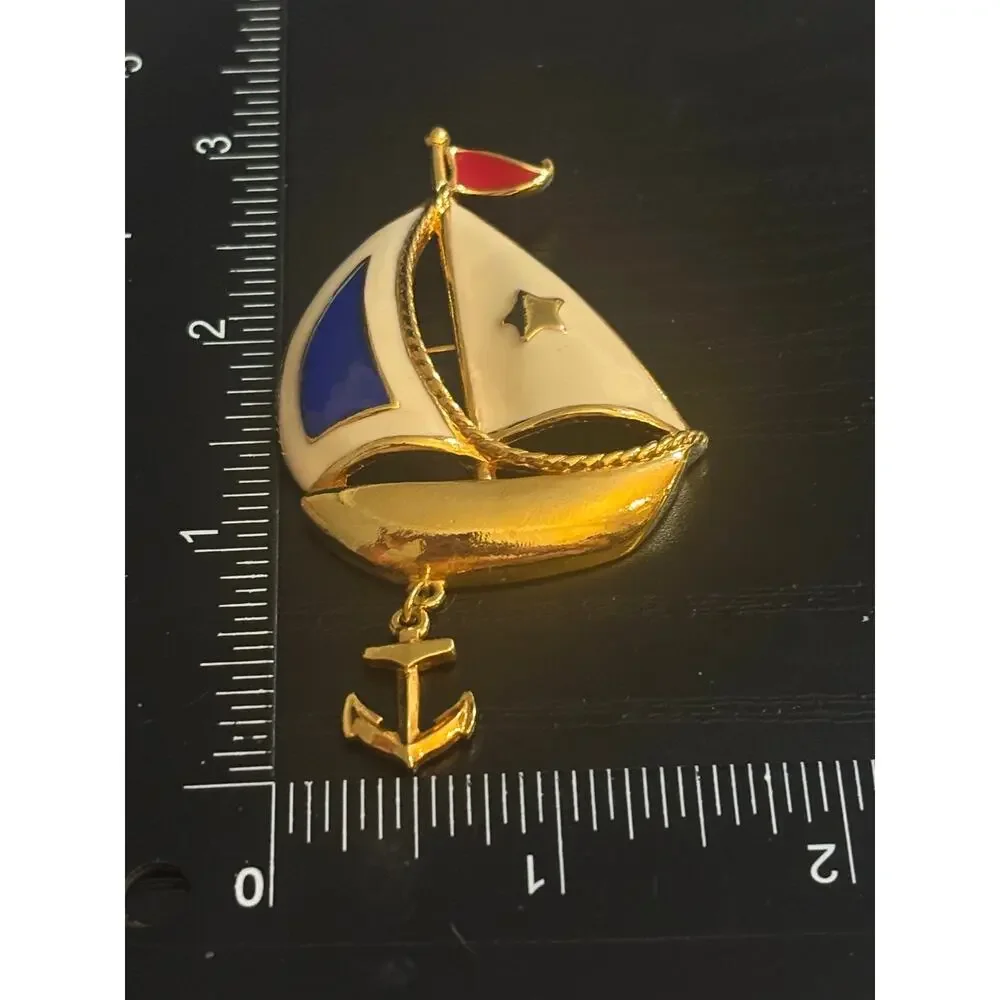 Vintage Avon Sailboat Brooch Enamel Dangling Anchor